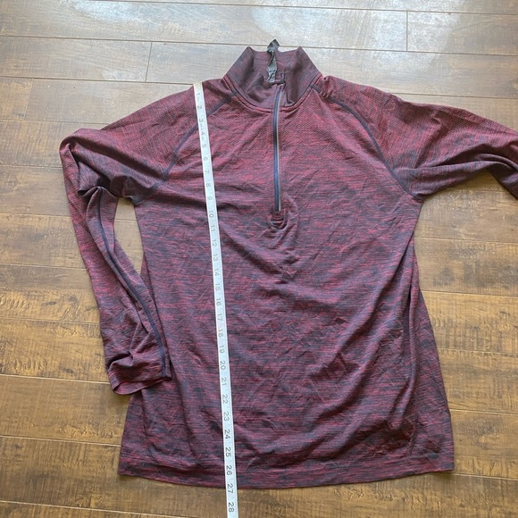 Lululemon Metal Vent tech 1/2 zip - Picture 3 of 12